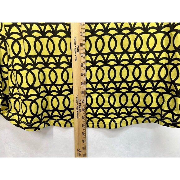 Lulu-B Geometric Circles Top Womens Small Deep Marigold Yellow Stretch V-Neck - Picture 6 of 7